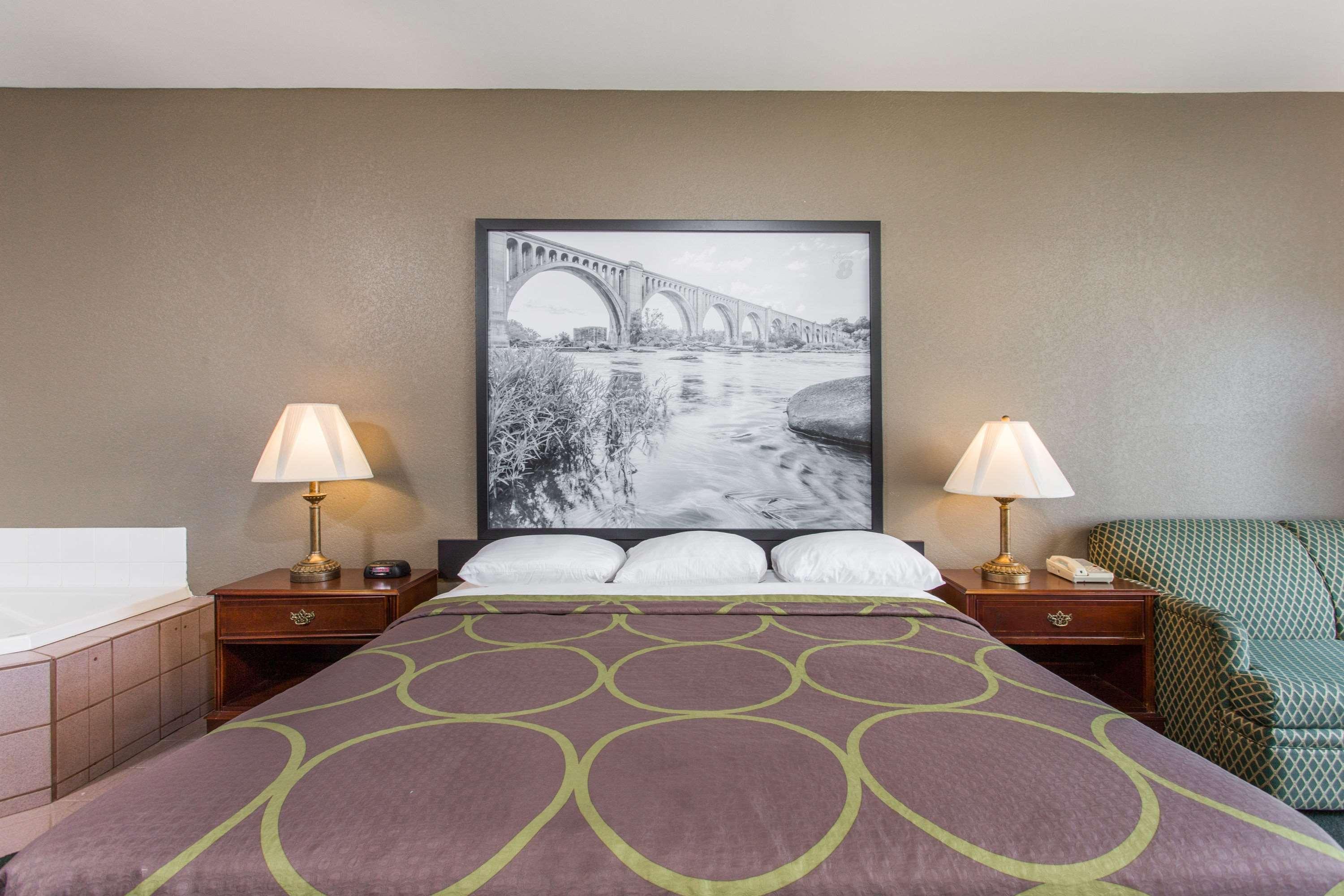 Super 8 By Wyndham Petersburg Motel Dış mekan fotoğraf