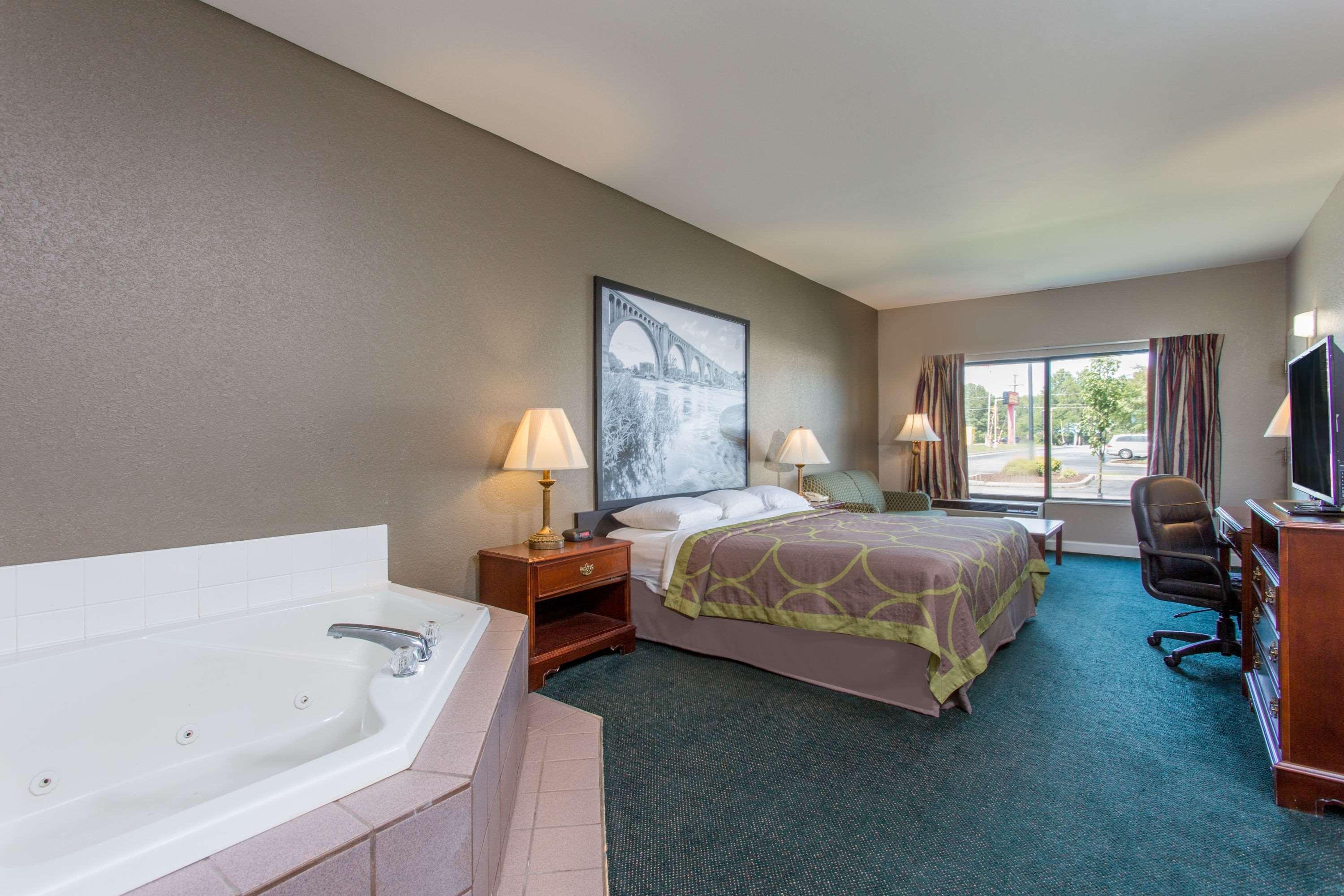 Super 8 By Wyndham Petersburg Motel Dış mekan fotoğraf